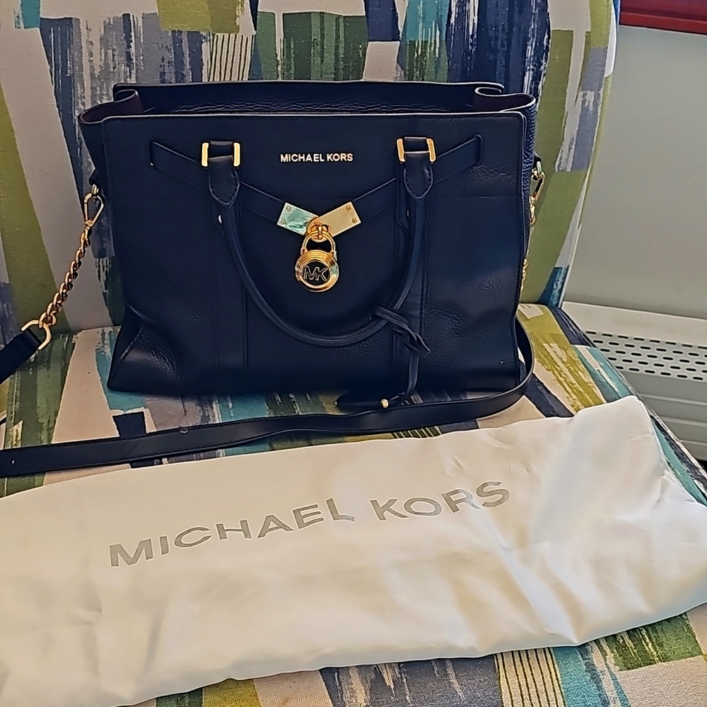 Michael Kors Nouveau Hamilton HandBag